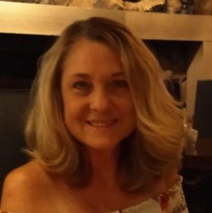 Meet your Posher, Angie